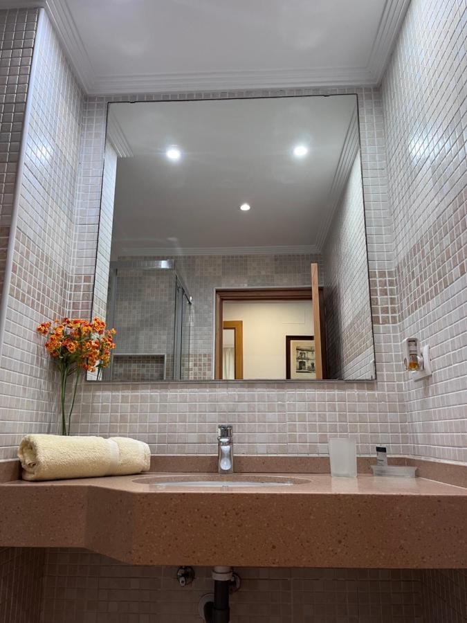 Gatu Villa Elvira Junto Al Hospital Y Playa 2 Dormit Y 2 Banos, Preferente Mayores De 25 Anos Y Familias Кадис Екстериор снимка