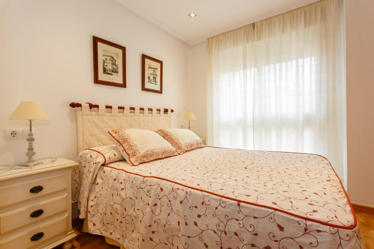 Gatu Villa Elvira Junto Al Hospital Y Playa 2 Dormit Y 2 Banos, Preferente Mayores De 25 Anos Y Familias Кадис Екстериор снимка
